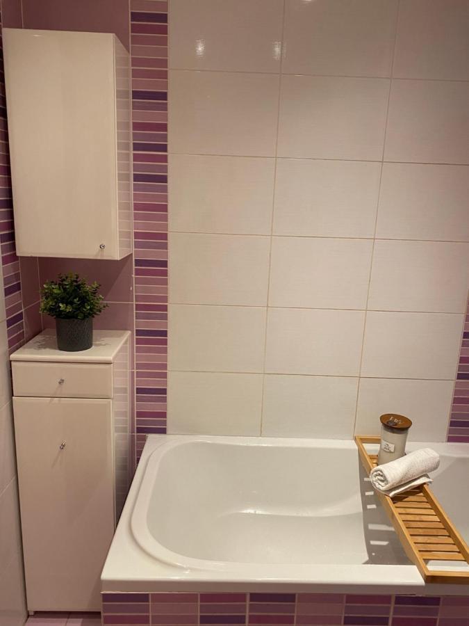 Satys Apartments Ostrava Bagian luar foto